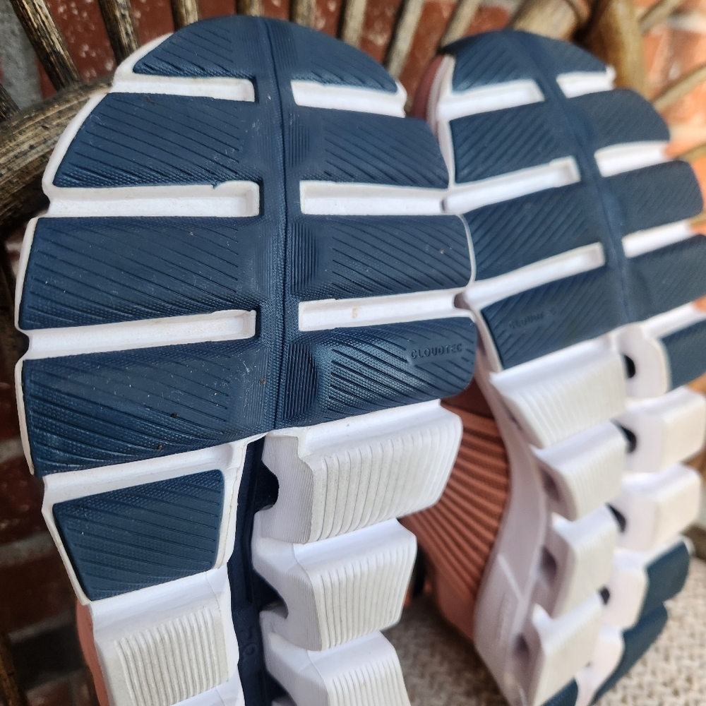 On Cloudswift Womens Running Shoe Blush Color - Picture 9 of 10